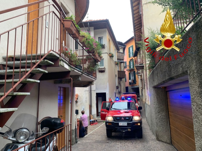 Incendio a Brunate: brucia un appartamento