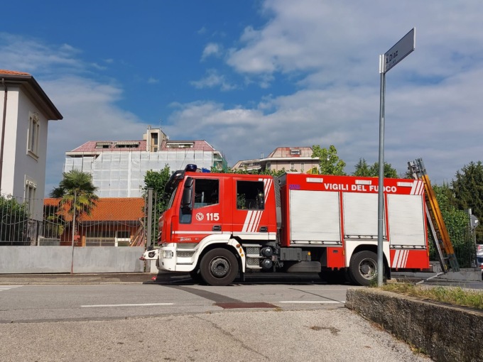 Nido di vespe all’asilo di via Diaz: intervengono i Vigili del fuoco