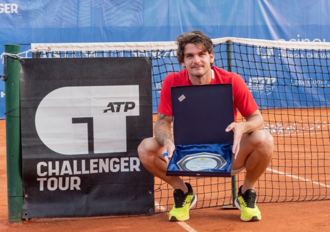 Tennis Como: il 17° Città di Como-Trofeo Intensa Sanpaolo è verde-oro, trionfa il brasiliano Thiago Seyboth Wild