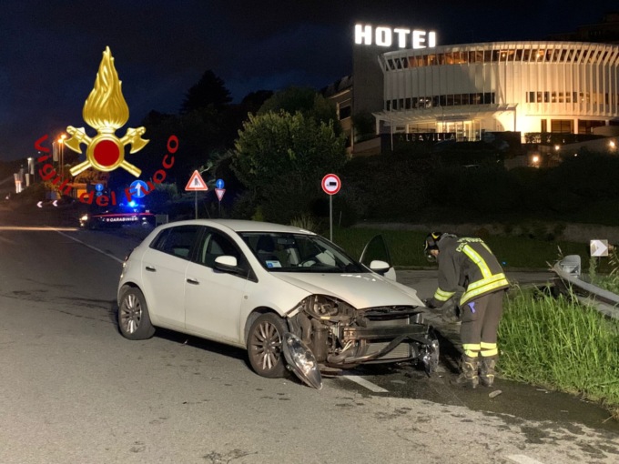 Scontro tra auto ad Albavilla