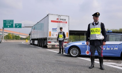 Guida in stato d'ebbrezza: al via 5 weekend di controlli della Polizia di Stato