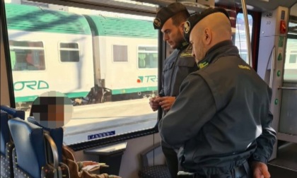 Tenta di entrare in Svizzera, ma dovrebbe essere ai domiciliari: arrestato 31enne straniero