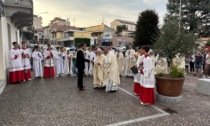 Piazzale della chiesa dedicato a monsignor Lorenzo Calori