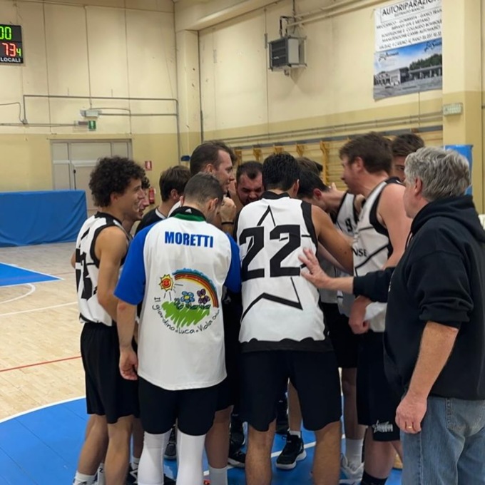 Basket Divisione regionale 2: la Comense si rialza e stravince il derby sul campo dell’Alebbio per 54-85