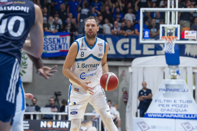 Pallacanestro Cantù: esami per Filippo Baldi Rossi, c’è lesione