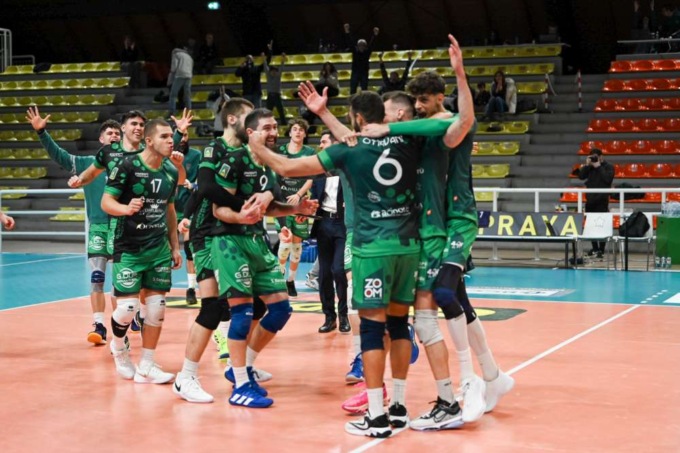 Pool Libertas Cantù: prima vittoria casalinga stagionale, trionfo contro la Delta Group Porto Viro
