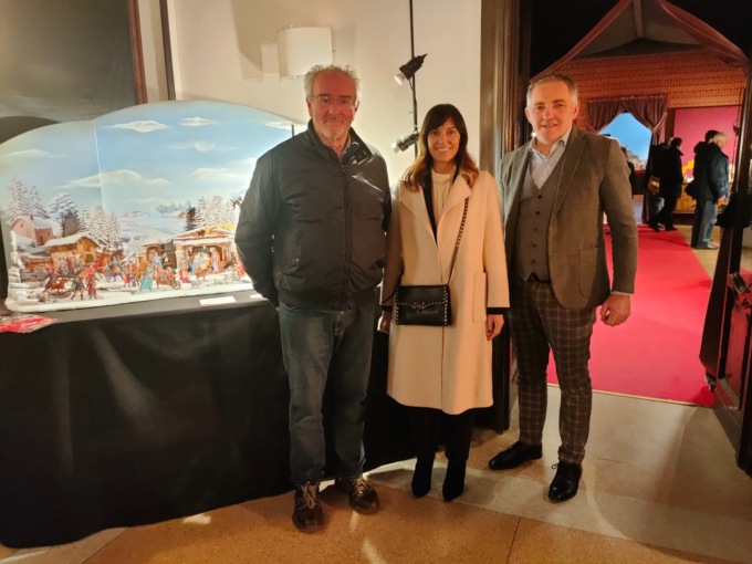 L’eurodeputata Tovaglieri in visita alla mostra presepi a Villa Casana