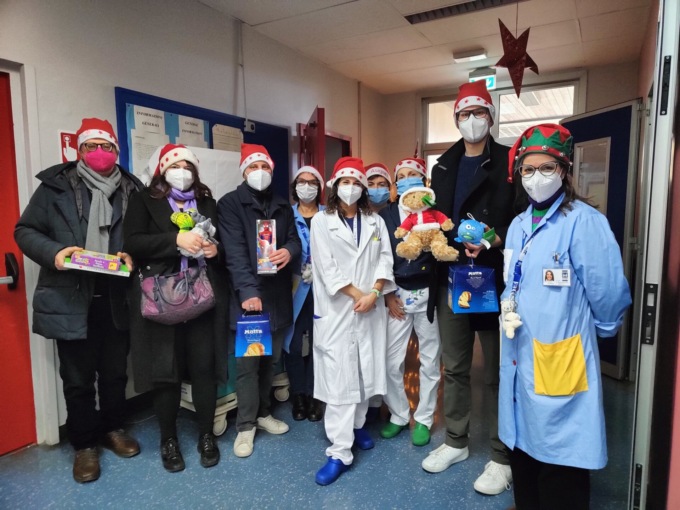 Forza Italia Giovani dona giocattoli e sorrisi all’ospedale di Cantù