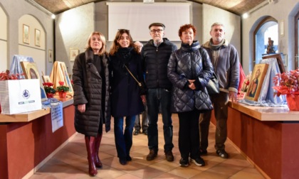 Mostra delle sacre icone: successo per l'iniziativa in sala consiliare