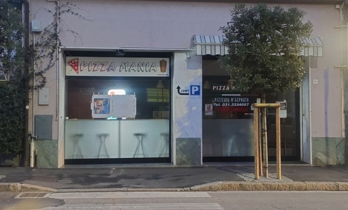 Spari nella notte contro il ristorante “Pizza Mania”
