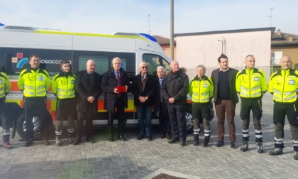 Bcc Brianza e Laghi dona un'ambulanza al Lariosoccorso