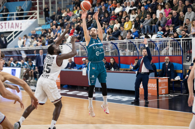 Cantù domina a Rieti e conquista le Final Four di Coppa Italia