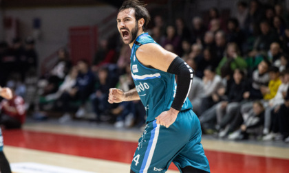 Pallacananestro Cantù vittoria contro Novipiù Monferrato