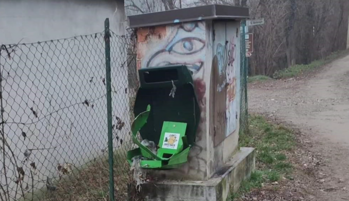 I vandali fanno esplodere “Luisito” con un petardo