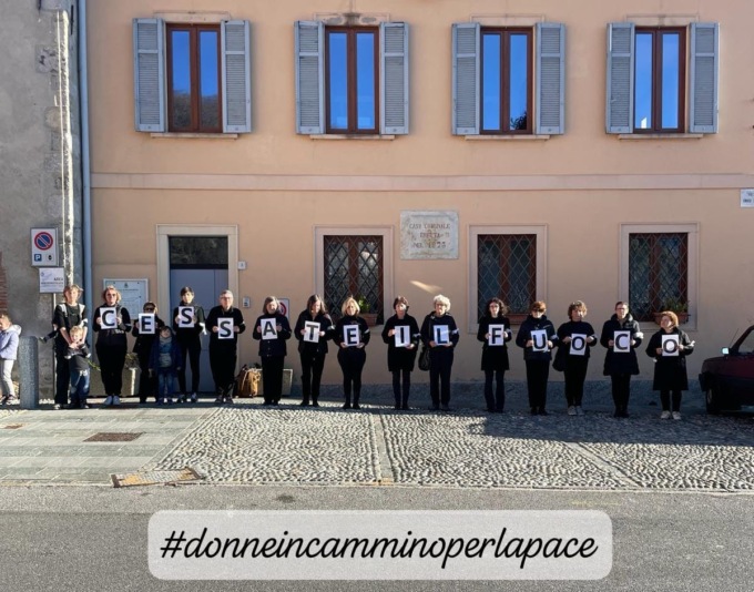 Donne in cammino per la pace: in silenzio per “gridare” cessate il fuoco