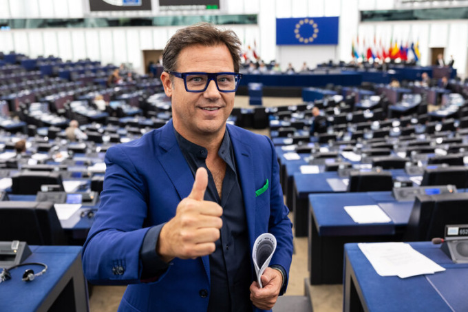 Tour Europee 2024: la “Rivoluzione Europea” del deputato europeo Angelo Ciocca arriva domani a Como