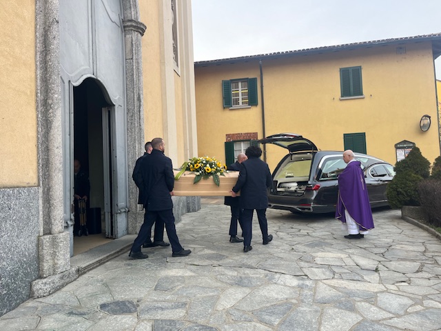 L’ultimo saluto a Antonmario Reale