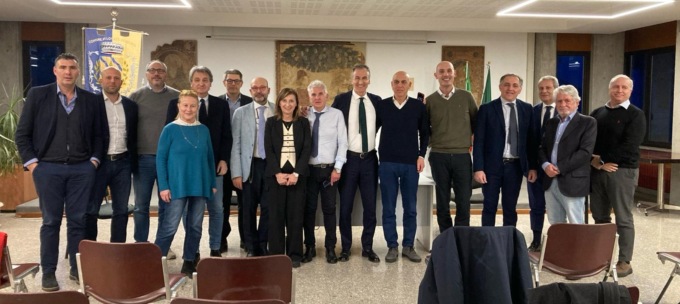 La direzione di Asst Lariana incontra sindaci, medici e pediatri di Locate Varesino e Fino Mornasco