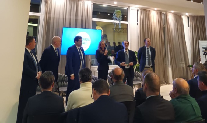 Una “Lombardia Ideale”: 200 persone a Monguzzo per l’incontro con Fontana