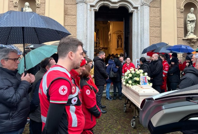 Commosso addio al 28enne di Ponte Lambro