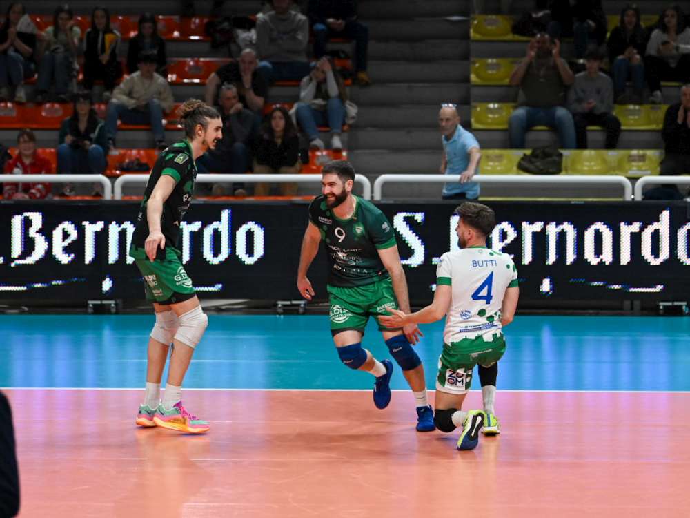 Pallavolo Pool Libertas Cantù contro Pineto