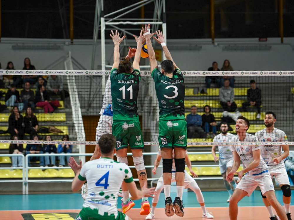 Pallavolo Pool Libertas Cantù contro Pineto