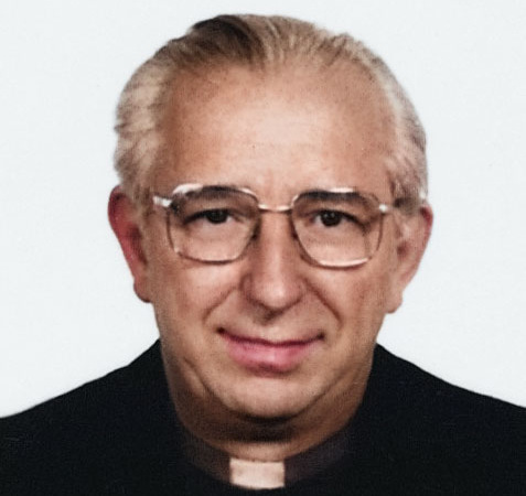 Addio a don Angelo Corbetta: era stato a Inverigo e Cantù