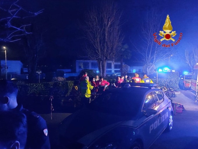 Incendio a Como: 18 persone intossicate dai fumi