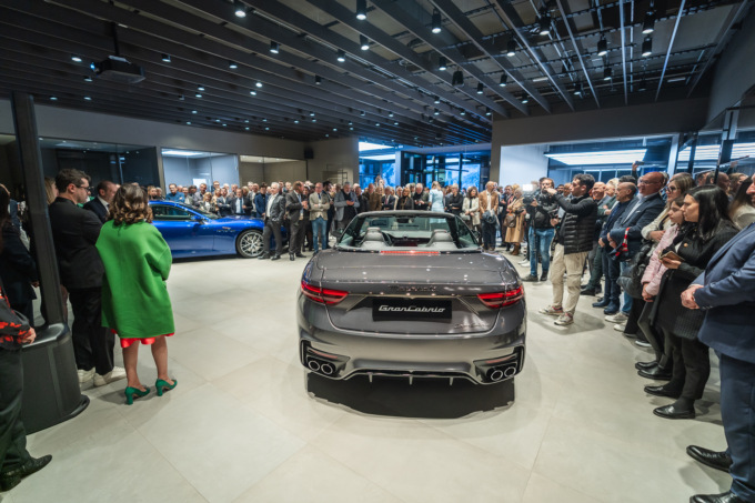 Maserati Scuderia Blu inaugura il nuovo concept store