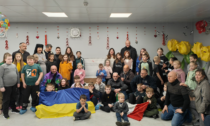 Volontari per la pace sotto una pioggia di bombe russe