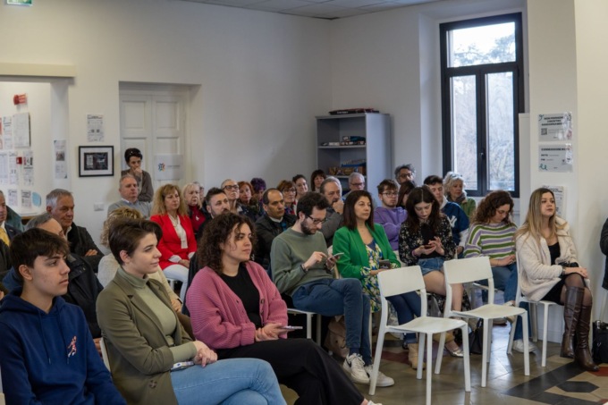 Presentata “Confluenze”, la rete di 36 realtà no profit dell’Erbese