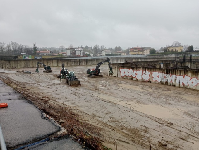 Iniziata la demolizione del Palaturra