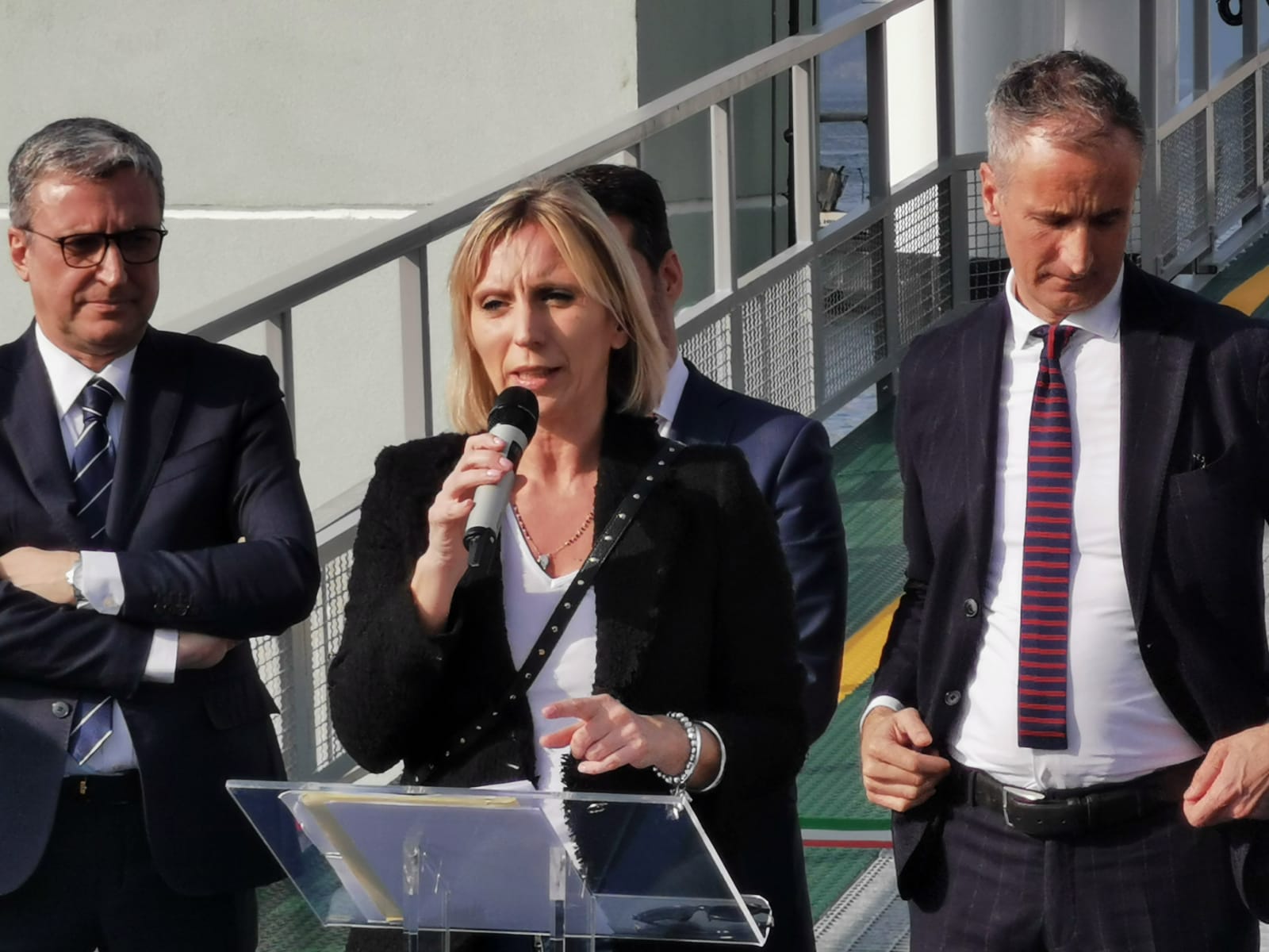 Bellagio inaugurazione pontile riqualificato assessore Claudia Terzi