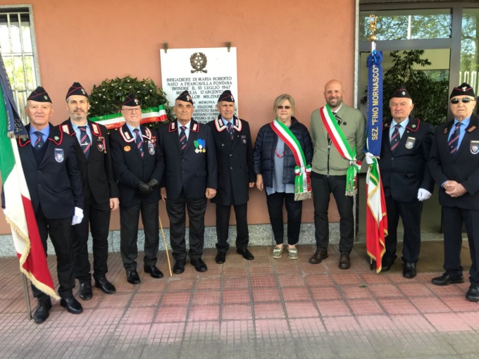 Fino Mornasco commemora Roberto Di Maria, comandante dei Carabinieri ucciso da una banda di rapinatori