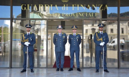 Guardia di Finanza, comandante regionale in visita a Como