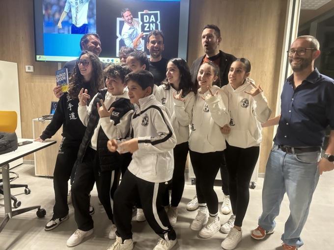 Scuola di tifo entusiasmante con Marco Parolo e Marco Cattaneo – Foto e Video