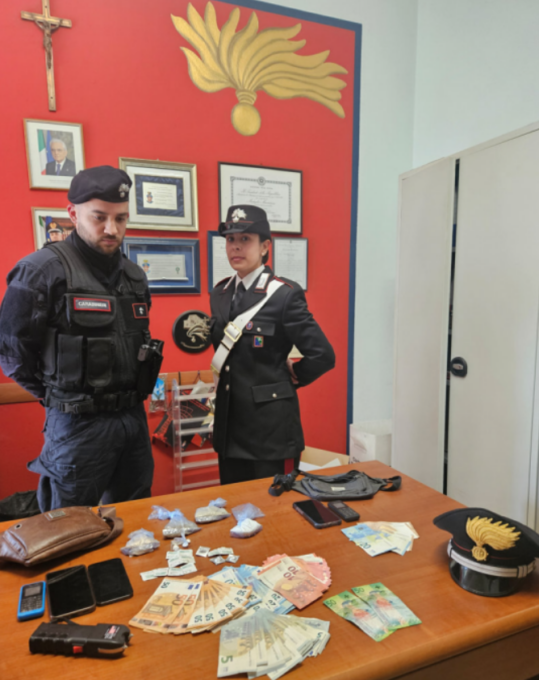 Spaccio di sostanze stupefacenti, arrestati due marocchini