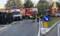 Incidente a Erba: auto ribaltata