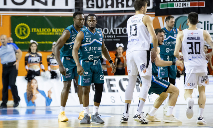 Pallacanestro Cantù persa Gara 3 a Udine Prima Como