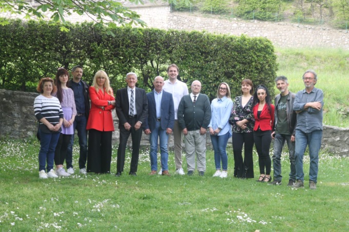 Elezioni comunali: l’ex comandante della Polizia locale, Federico Ciceri, presenta la squadra Amare Albavilla