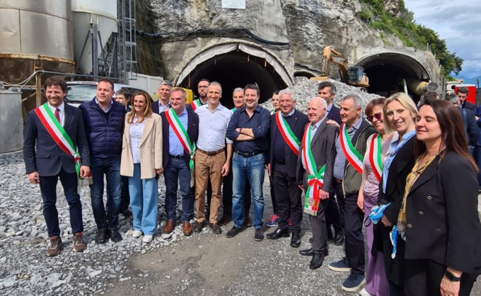 Variante Tremezzina, Salvini e Fermi rassicurano: “Il cantiere riapre settimana prossima”