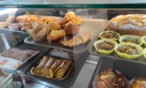 Il negozio Senza Glutine Como si trasferisce: pane, pizze, focacce, raffinata pasticceria e... un buon caffè