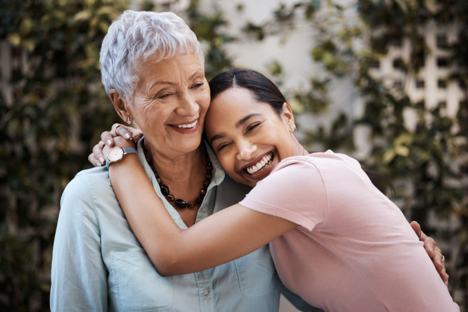 Tanti Auguri Mamma, da sabato in edicola i messaggi che celebrano l’amore più grande