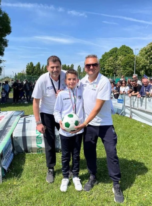 “Arbitro, non è rigore”: Stefano insegna fair play