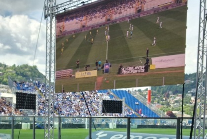 Como 1907 i maxischermi alalo stadio