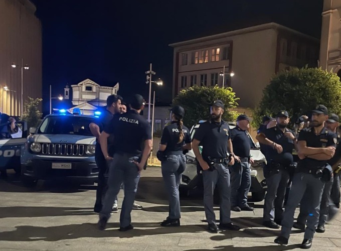 Maxi controlli a Cantù: identificate quasi 400 persone