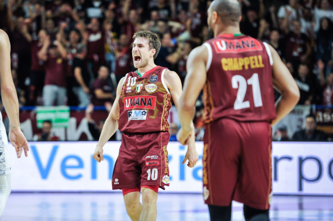 Pallacanestro Cantù: De Nicolao è il nuovo playmaker