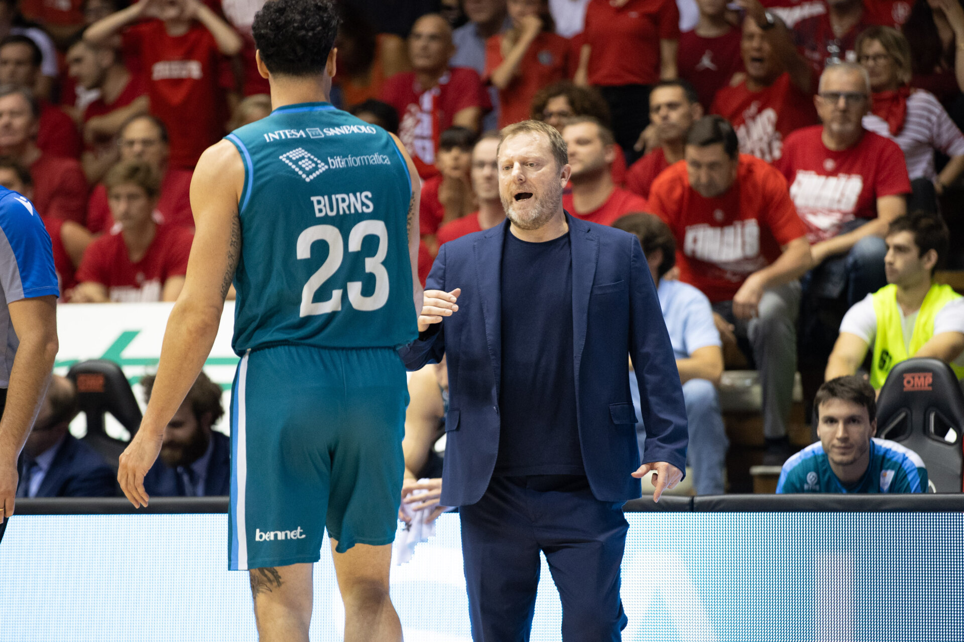 Acqua San Berbardo Cantù gara 4 playoff contro Trieste coach Devis Cagnardi