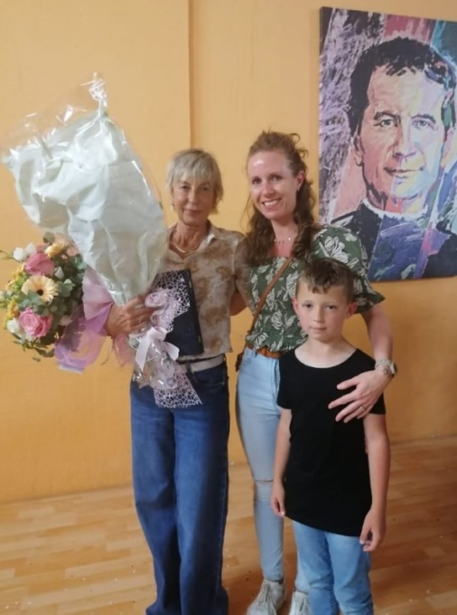 Maestra in pensione dopo 32 anni nella stessa scuola