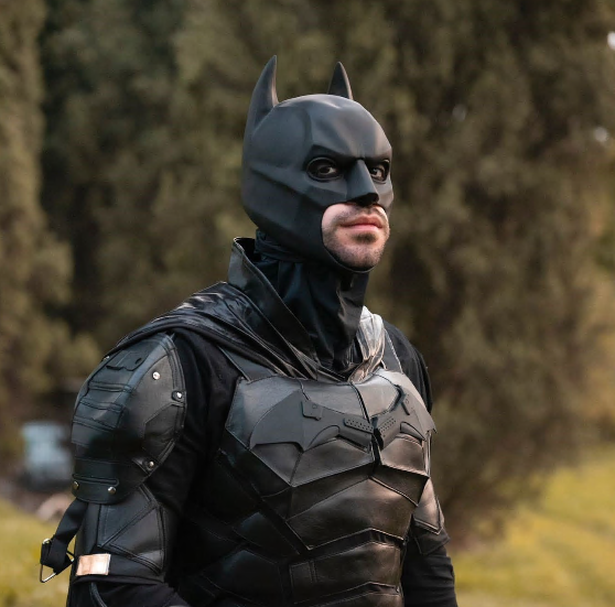 Batman si racconta: dal tumore  al sostegno ai bimbi malati